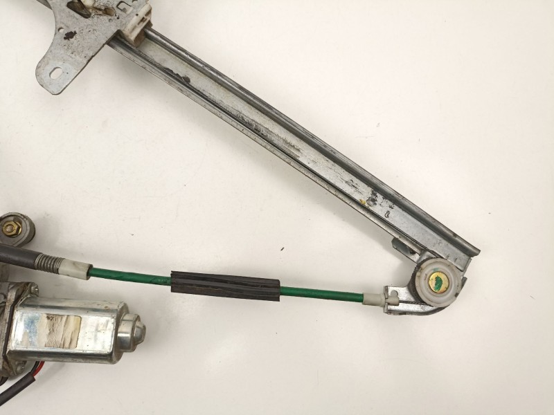 Recambio de elevalunas delantero derecho para opel agila (a) (h00) 1.0 12v (f68) referencia OEM IAM 9215910  