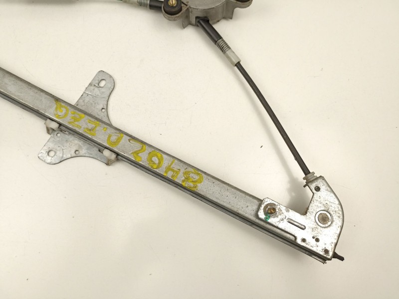 Recambio de elevalunas delantero izquierdo para opel agila (a) (h00) 1.0 12v (f68) referencia OEM IAM 9215911  