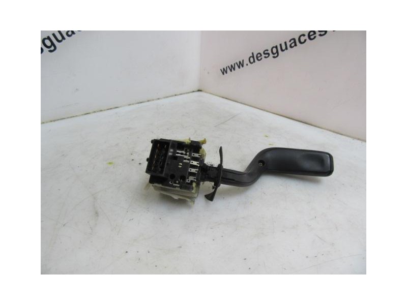 Recambio de mando luces y limpias : saab 900 : 2.0 g (133,24cv) 5p [1994] para saab 900 2.0 g referencia OEM IAM SOLOINTERMITENC