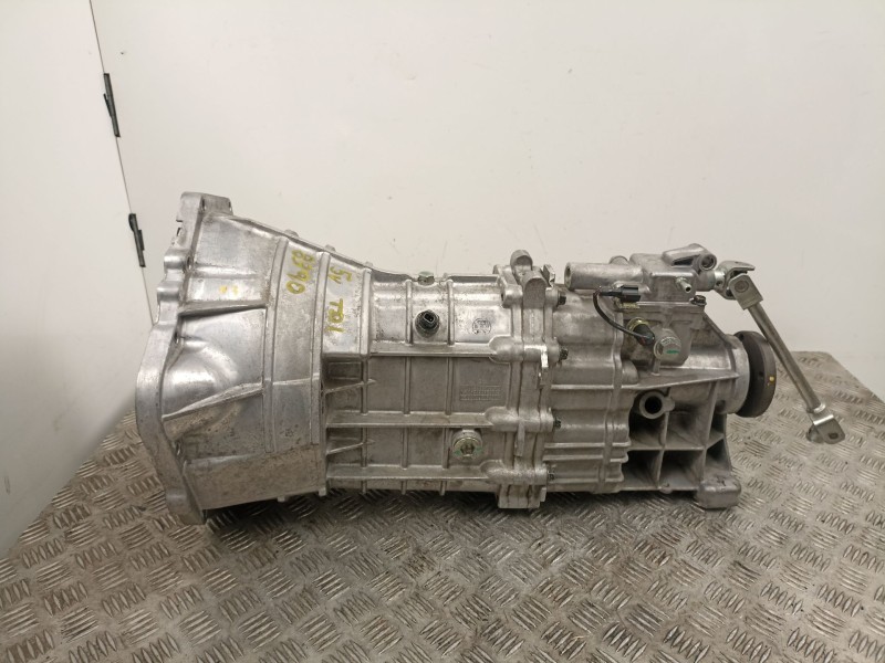 Recambio de caja cambios 5v turbo diesel para ssangyong kyron 2.0 xdi referencia OEM IAM 3102009007  