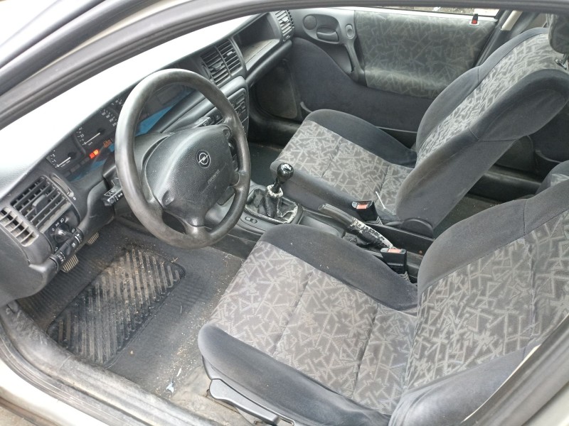 opel vectra b (j96) del año 1998