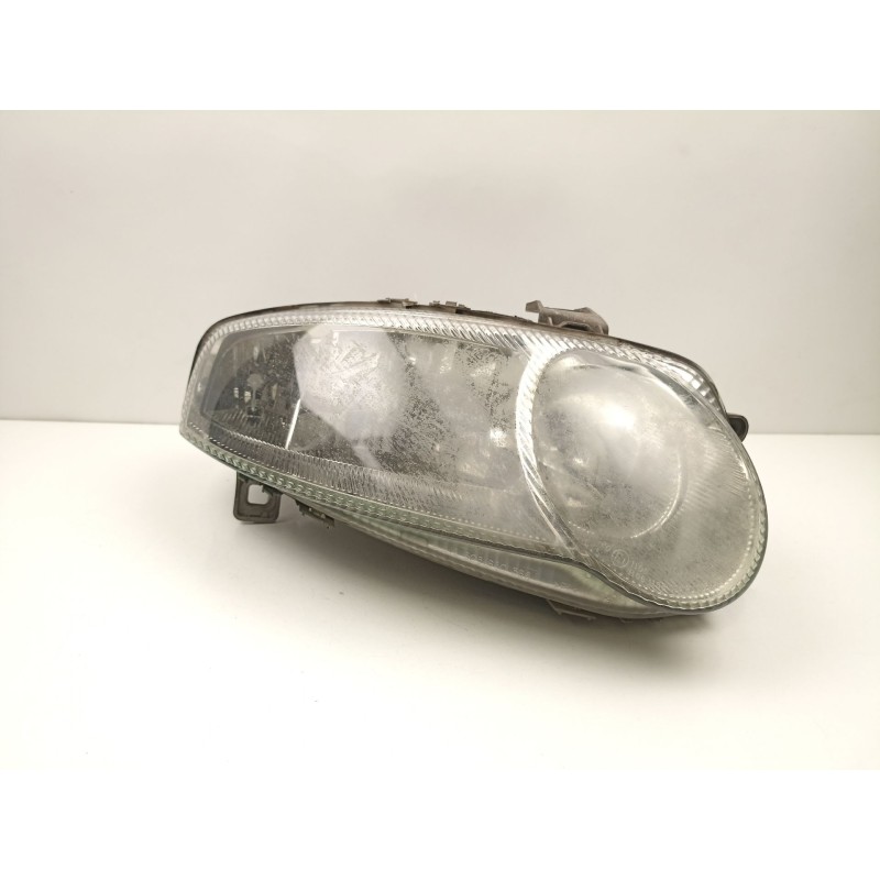 Recambio de faro derecho para alfa romeo 147 (937_) 1.9 jtd (937.axd1a, 937.bxd1a) referencia OEM IAM 46826194 0301186202 