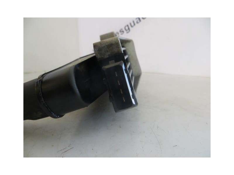 Recambio de bobina : skoda felicia : 1.3 g -781.136m (68cv) [1998] para skoda felicia 1.3 g -781.136m referencia OEM IAM 0479051