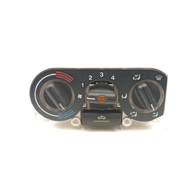 Recambio de mandos calefaccion aire para opel astra 1.6 g referencia OEM IAM 90360130  