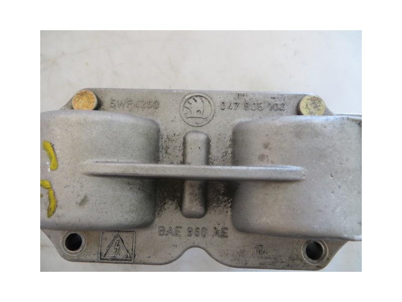 Recambio de bobina : skoda felicia : 1.3 g -781.136m (68cv) [1998] para skoda felicia 1.3 g -781.136m referencia OEM IAM 0479051