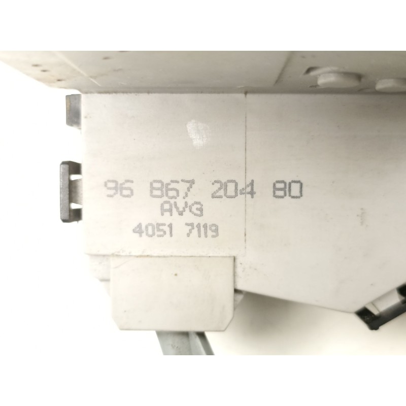 Recambio de cerradura puerta delantera izquierda para citroën c4 coupé (la_) 1.6 hdi referencia OEM IAM 9686720480  