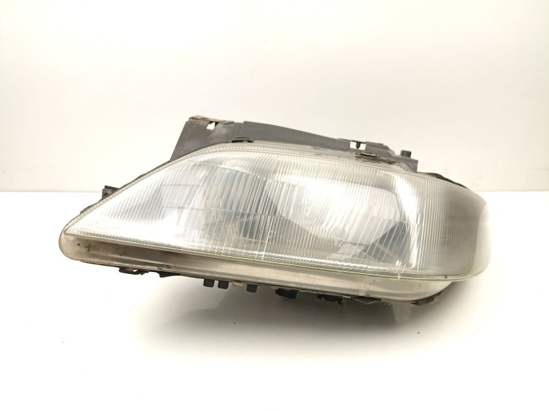 Recambio de faro izquierdo para citroën xsara (n1) 1.9 td referencia OEM IAM 9637020180  