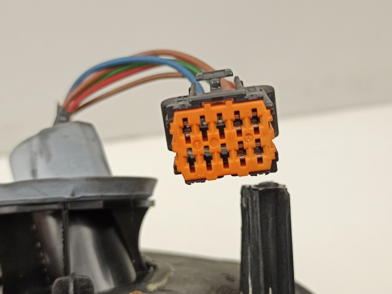 Recambio de retrovisor izquierdo para peugeot 206+ (2l_, 2m_) 1.4 i (2lkfwa, 2mkfwa) referencia OEM IAM 96823672XT  