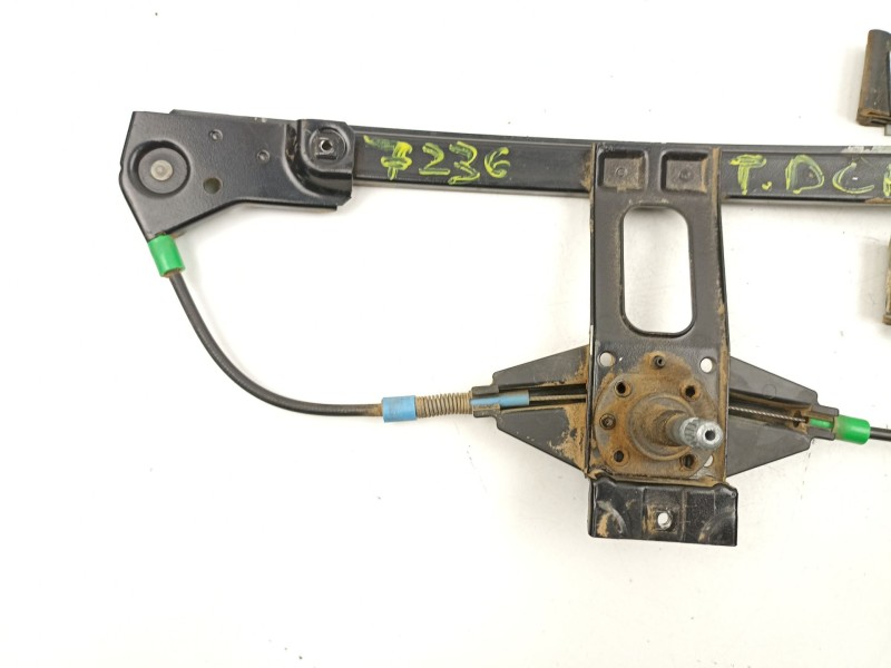 Recambio de elevalunas trasero derecho para volkswagen golf 1.9 d referencia OEM IAM 1H4839402E  