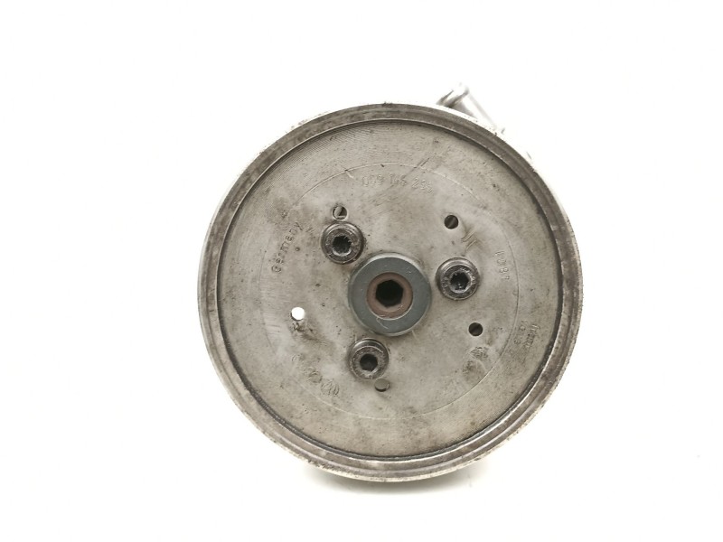 Recambio de bomba direccion para audi a6 2.5 4b 2.5 referencia OEM IAM 4B0145156  