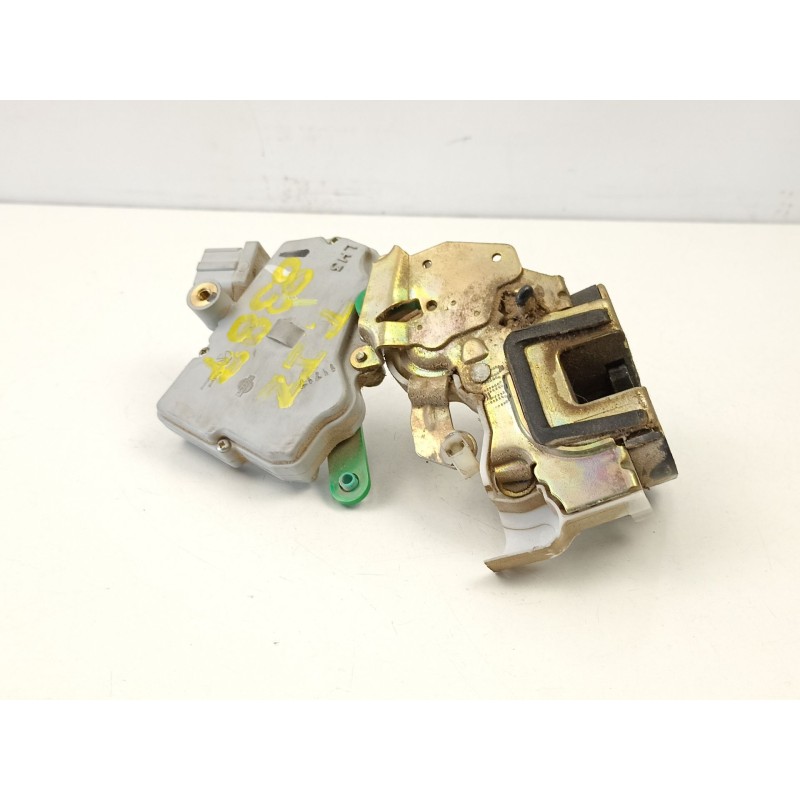 Recambio de cerradura puerta trasera izquierda para nissan terrano ii (r20) 2.7 tdi 4wd referencia OEM IAM 825037F600  