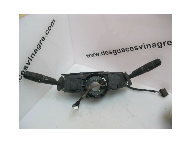 Recambio de mando luces y limpias : fiat ulysse : 2.0 g-rfu (121,04cv) 5p [1995] para fiat ulysse 2.0 g-rfu referencia OEM IAM  