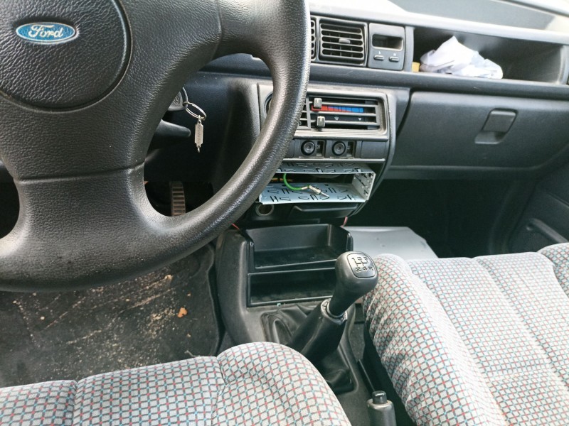 ford fiesta iii (gfj) del año 1992