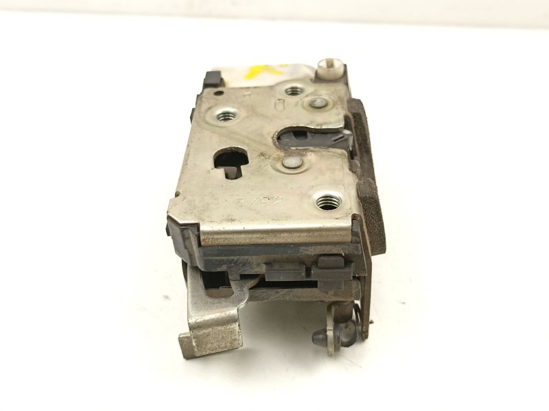 Recambio de cerradura puerta trasera derecha para fiat punto 1.2 g referencia OEM IAM 46536067  