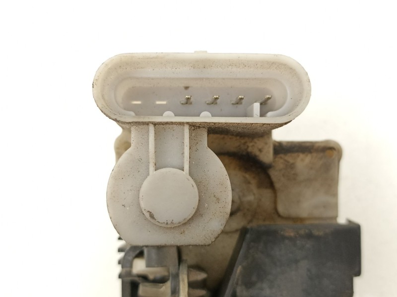 Recambio de cerradura puerta trasera derecha para fiat punto 1.2 g referencia OEM IAM 46536067  