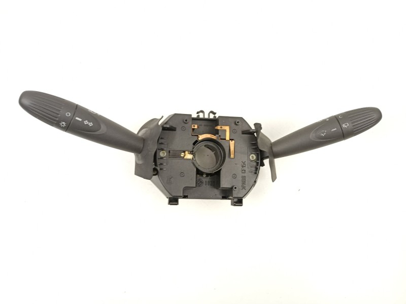 Recambio de mando luces y limpias para fiat punto 1.2 g referencia OEM IAM 735267951  