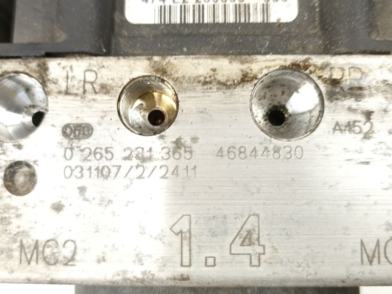 Recambio de abs para fiat punto berlina (188) 1.4 referencia OEM IAM 46844830 0265231365 