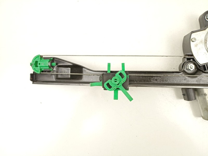 Recambio de elevalunas delantero izquierdo para fiat punto berlina (188) 1.4 referencia OEM IAM 51764550  