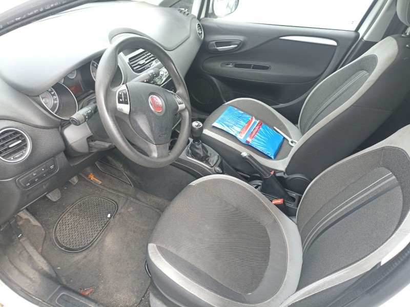 fiat punto (199_) del año 2012