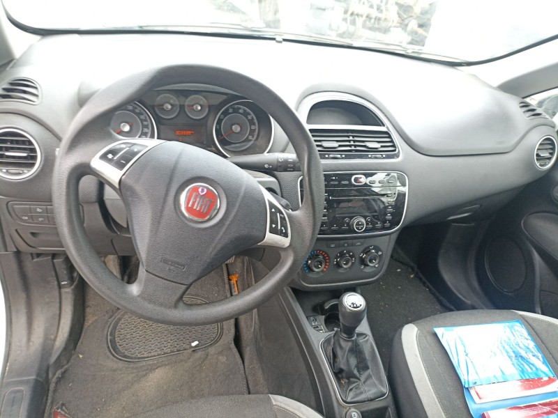 fiat punto (199_) del año 2012
