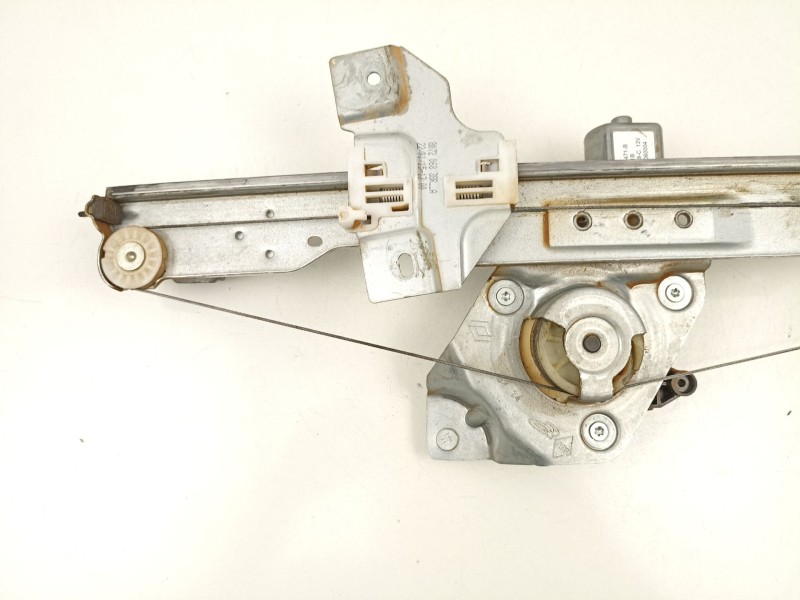 Recambio de elevalunas delantero derecho para dacia duster (hs_) 1.5 dci 4x4 referencia OEM IAM 807206838R  