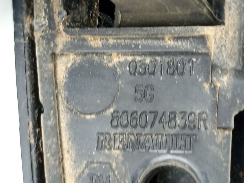 Recambio de manilla trasera izquierda para dacia duster (hs_) 1.5 dci 4x4 referencia OEM IAM 806074839R  