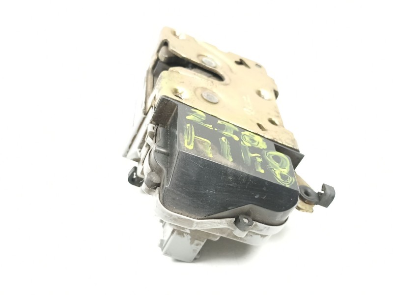 Recambio de cerradura puerta delantera izquierda para peugeot 406 (8b) 2.1 td 12v referencia OEM IAM 9135H1  