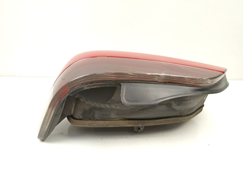 Recambio de piloto trasero derecho para peugeot 406 (8b) 2.1 td 12v referencia OEM IAM 6351E8  