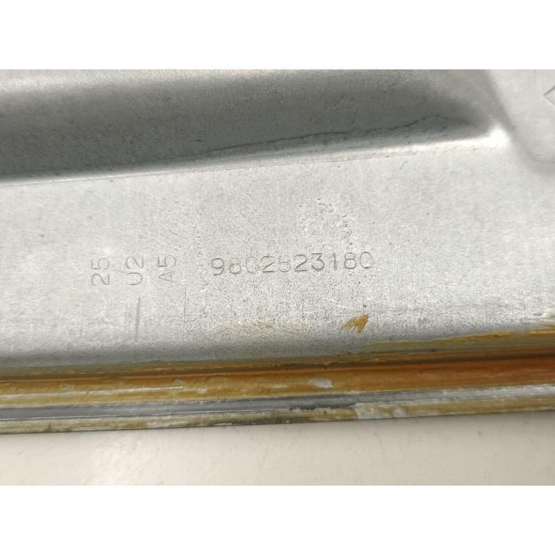 Recambio de elevalunas trasero derecho para citroën c4 ii (nc_) 1.2 thp 110 referencia OEM IAM 9802523180  