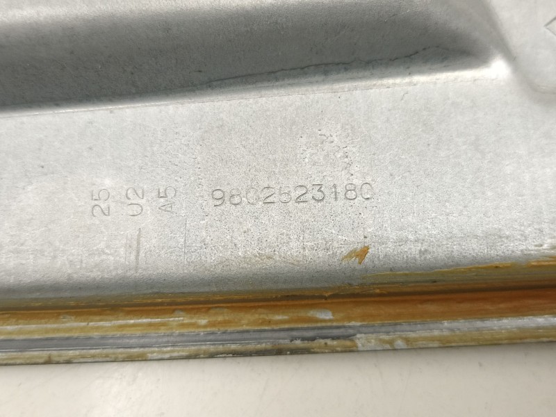 Recambio de elevalunas trasero derecho para citroën c4 ii (nc_) 1.2 thp 110 referencia OEM IAM 9802523180  