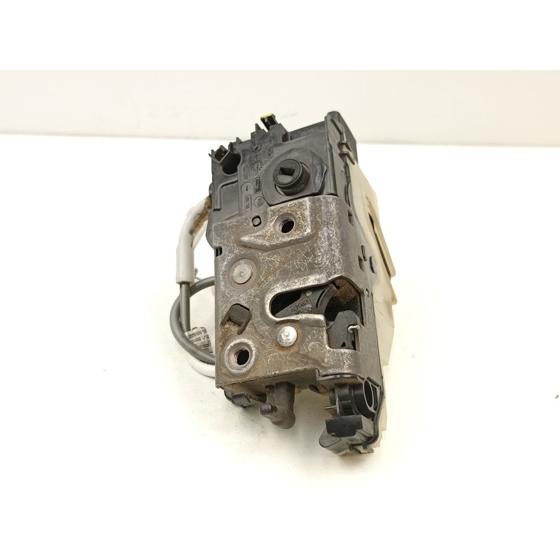 Recambio de cerradura puerta delantera derecha para citroën c4 ii (nc_) 1.2 thp 110 referencia OEM IAM 9685351480  