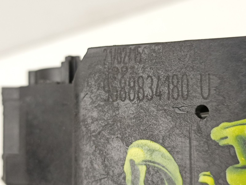 Recambio de manilla delantera izquierda para citroën c4 ii (nc_) 1.2 thp 110 referencia OEM IAM 9688834180  