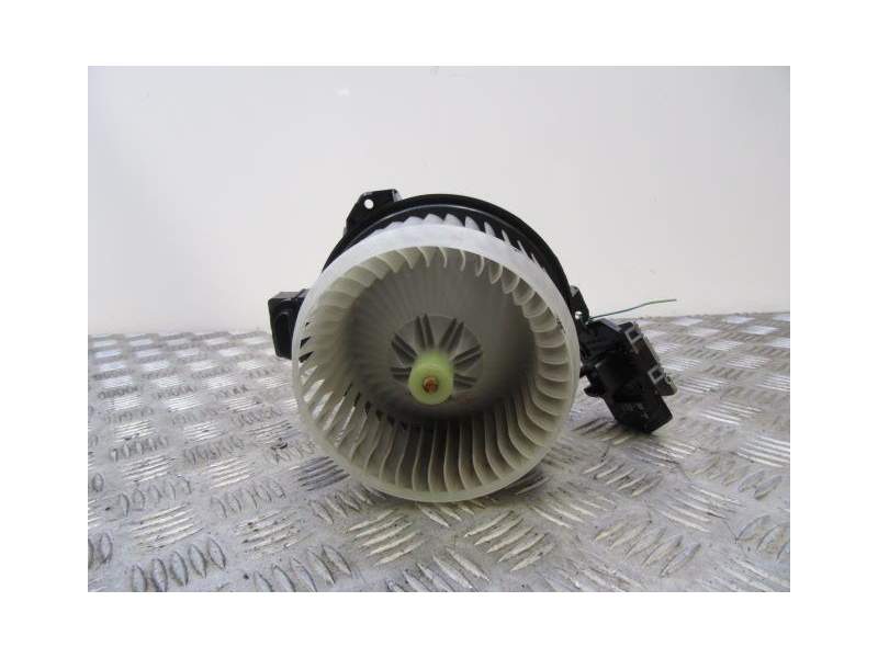 Recambio de motor calefaccion para toyota yaris (_p9_) 1.33 vvt-i (nsp90_) referencia OEM IAM AV2727000311  
