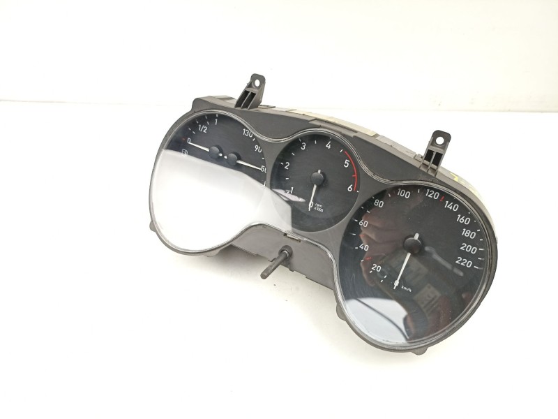 Recambio de cuadro instrumentos para seat altea (5p1) 1.9 tdi referencia OEM IAM 5P0920823C  