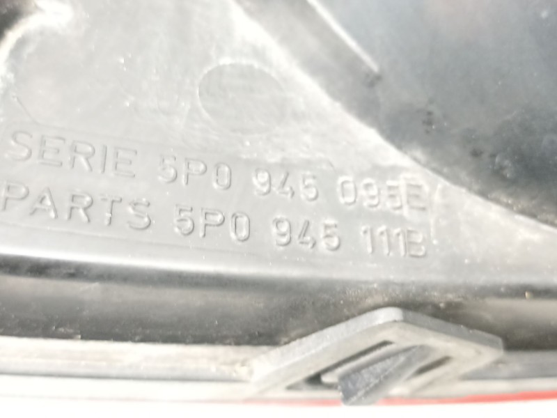 Recambio de piloto trasero izquierdo para seat altea (5p1) 1.9 tdi referencia OEM IAM 5P0945095E  5P0945111B