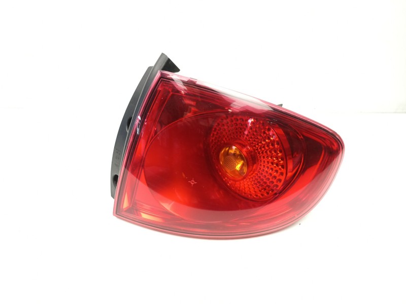 Recambio de piloto trasero derecho para seat altea (5p1) 1.9 tdi referencia OEM IAM 5P0945096E  5P0945112B