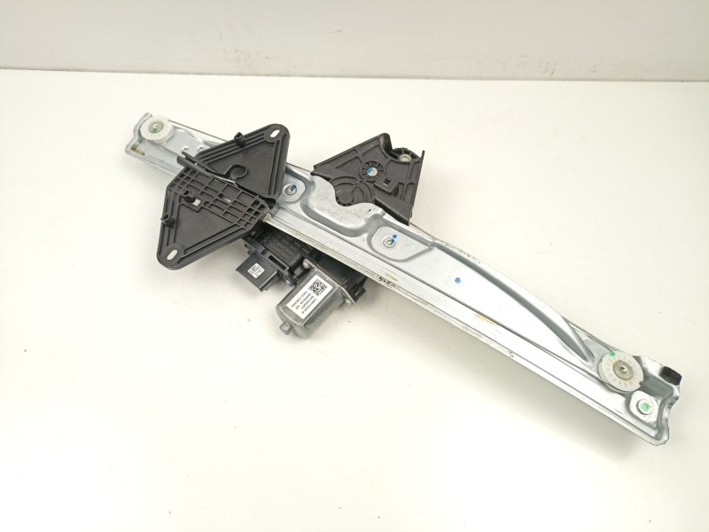 Recambio de elevalunas delantero izquierdo para dacia sandero iii 1.0 tce 100 eco-g referencia OEM IAM 807217905R  