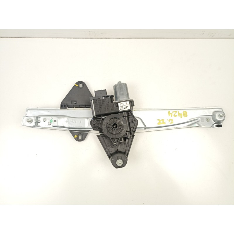 Recambio de elevalunas delantero izquierdo para dacia sandero iii 1.0 tce 100 eco-g referencia OEM IAM 807217905R  