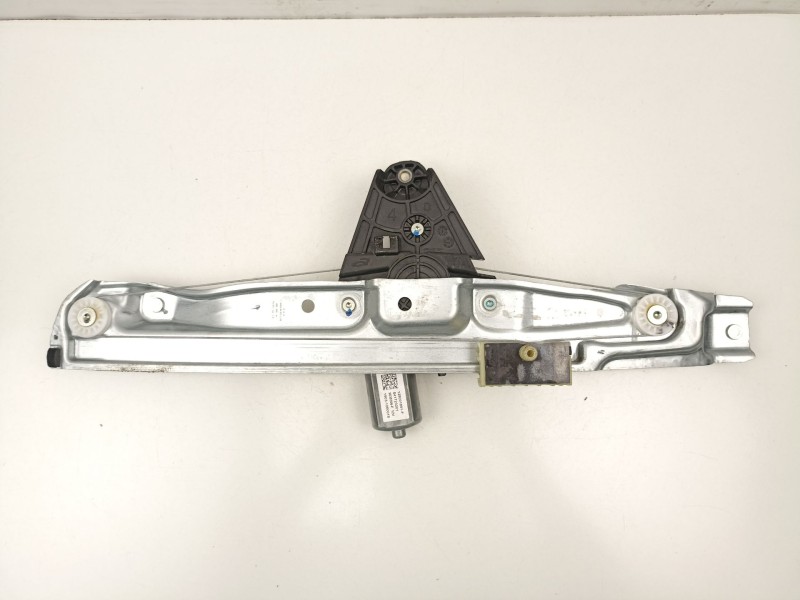 Recambio de elevalunas trasero derecho para dacia sandero iii 1.0 tce 100 eco-g referencia OEM IAM 827201979R  