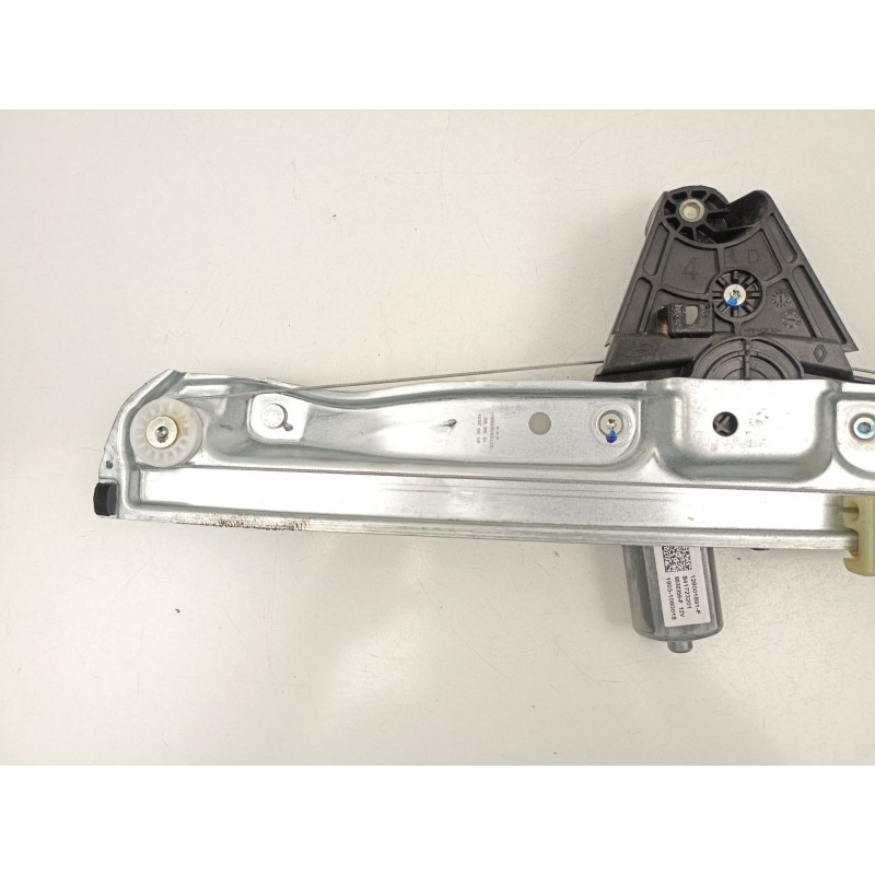 Recambio de elevalunas trasero derecho para dacia sandero iii 1.0 tce 100 eco-g referencia OEM IAM 827201979R  