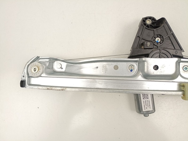 Recambio de elevalunas trasero derecho para dacia sandero iii 1.0 tce 100 eco-g referencia OEM IAM 827201979R  