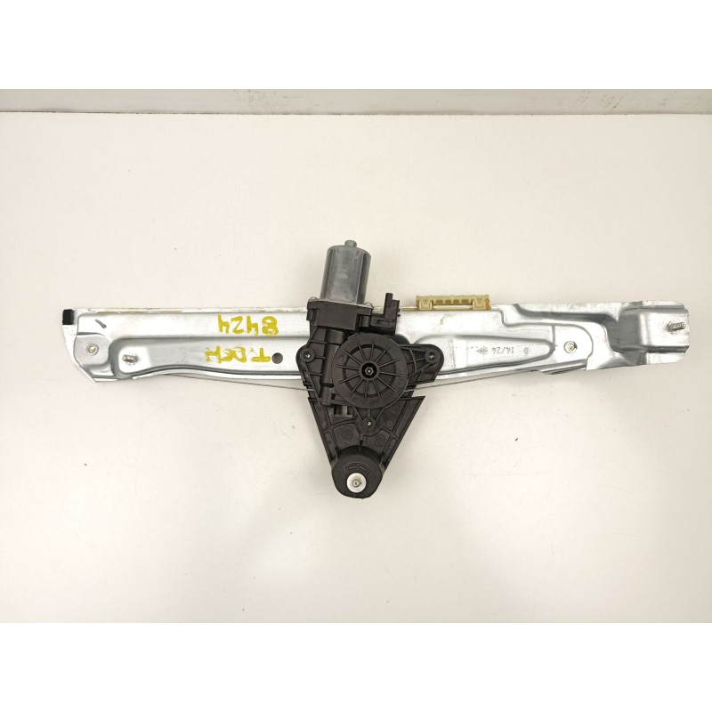 Recambio de elevalunas trasero derecho para dacia sandero iii 1.0 tce 100 eco-g referencia OEM IAM 827201979R  