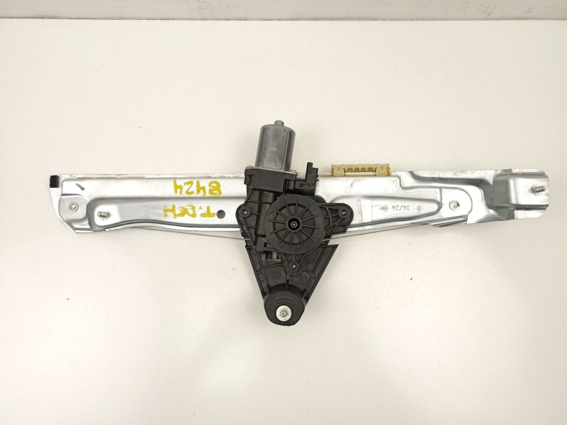 Recambio de elevalunas trasero derecho para dacia sandero iii 1.0 tce 100 eco-g referencia OEM IAM 827201979R  