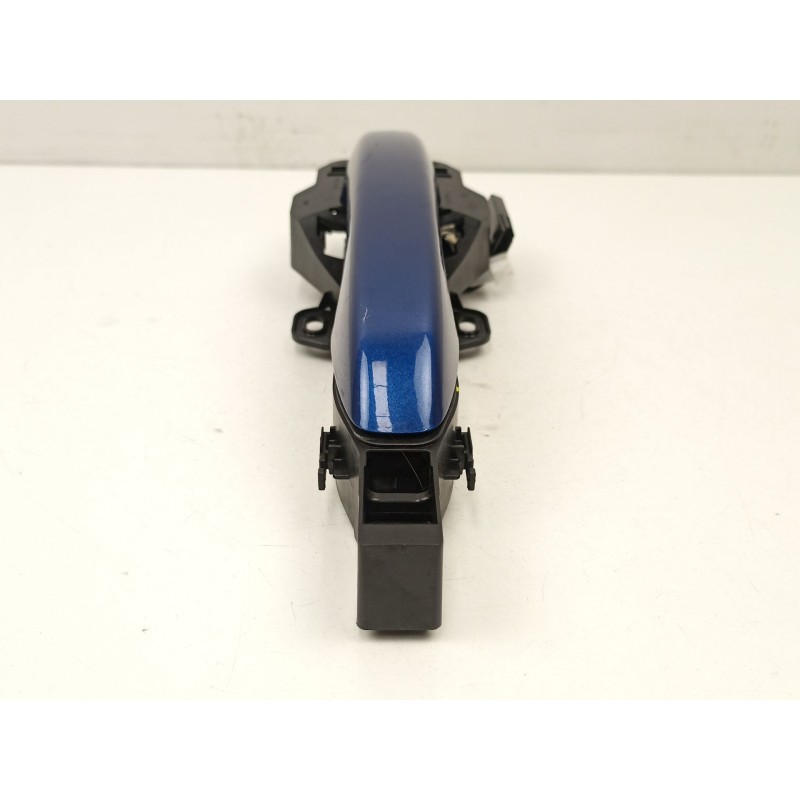 Recambio de manilla delantera derecha para dacia sandero iii 1.0 tce 100 eco-g referencia OEM IAM 806067754R  