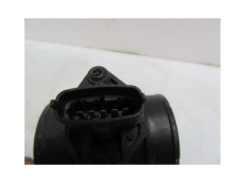 Recambio de caudalimetro : opel astra : 1.7 td -z17dtl (74,78cv) 5p [2004] para opel astra 1.7 td -z17dtl referencia OEM IAM 028