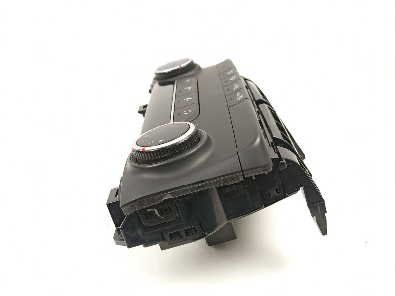 Recambio de mandos calefaccion aire para hyundai tucson (tl, tle) 1.6 gdi referencia OEM IAM 97250D7AA0  