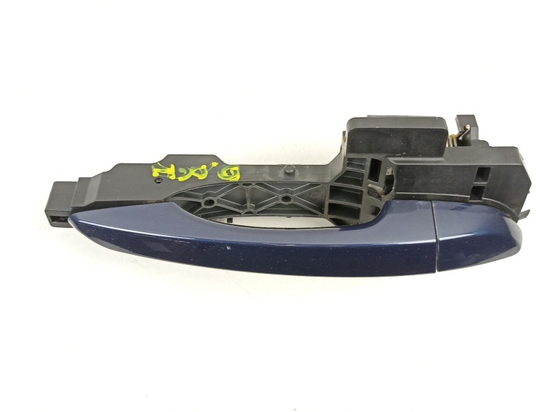 Recambio de manilla delantera derecha para hyundai tucson (tl, tle) 1.6 gdi referencia OEM IAM 82661D7000  