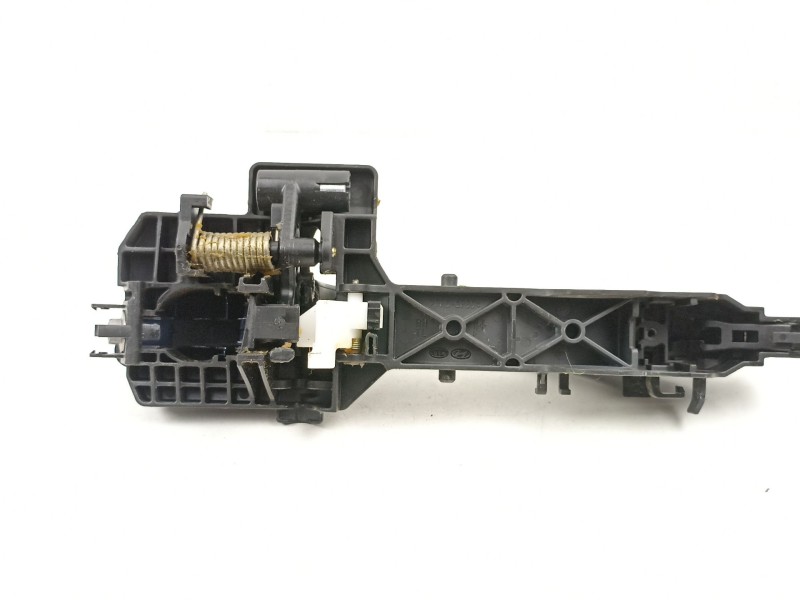 Recambio de manilla delantera derecha para hyundai tucson (tl, tle) 1.6 gdi referencia OEM IAM 82661D7000  