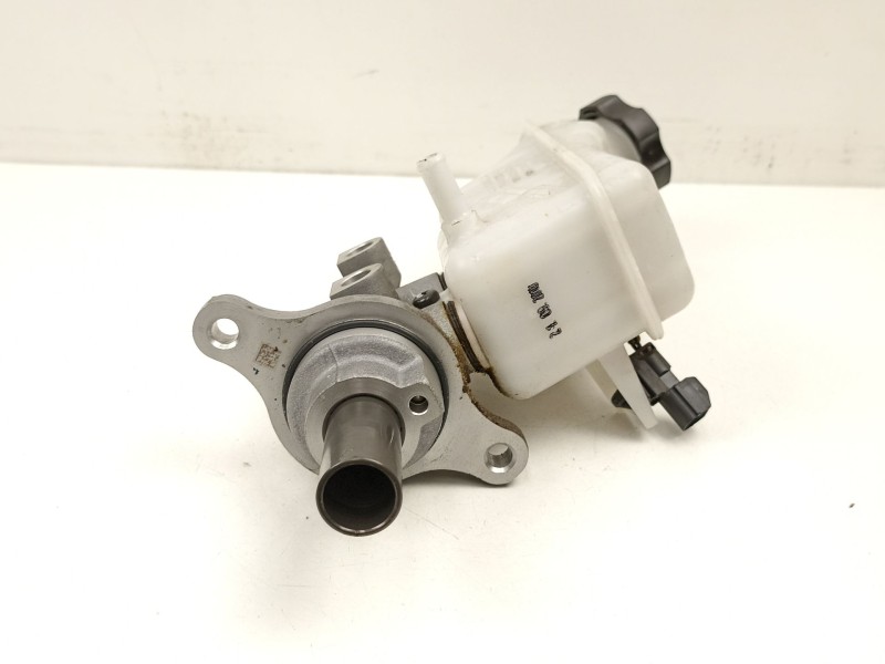 Recambio de bomba de freno para hyundai tucson (tl, tle) 1.6 gdi referencia OEM IAM 58510D7100  