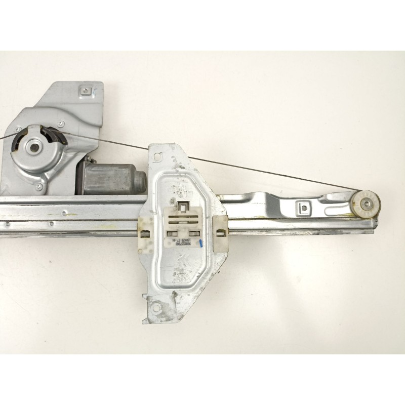 Recambio de elevalunas delantero derecho para citroën berlingo multispace (b9) 1.6 bluehdi 100 referencia OEM IAM 9680557880  